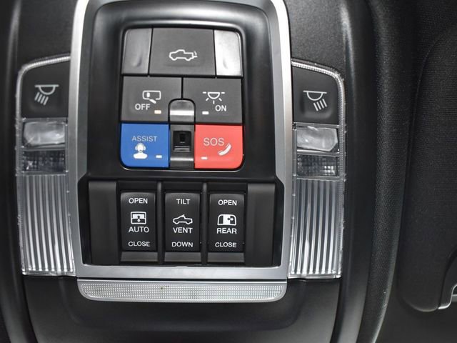 Used 2023 RAM 2500 Limited image 32