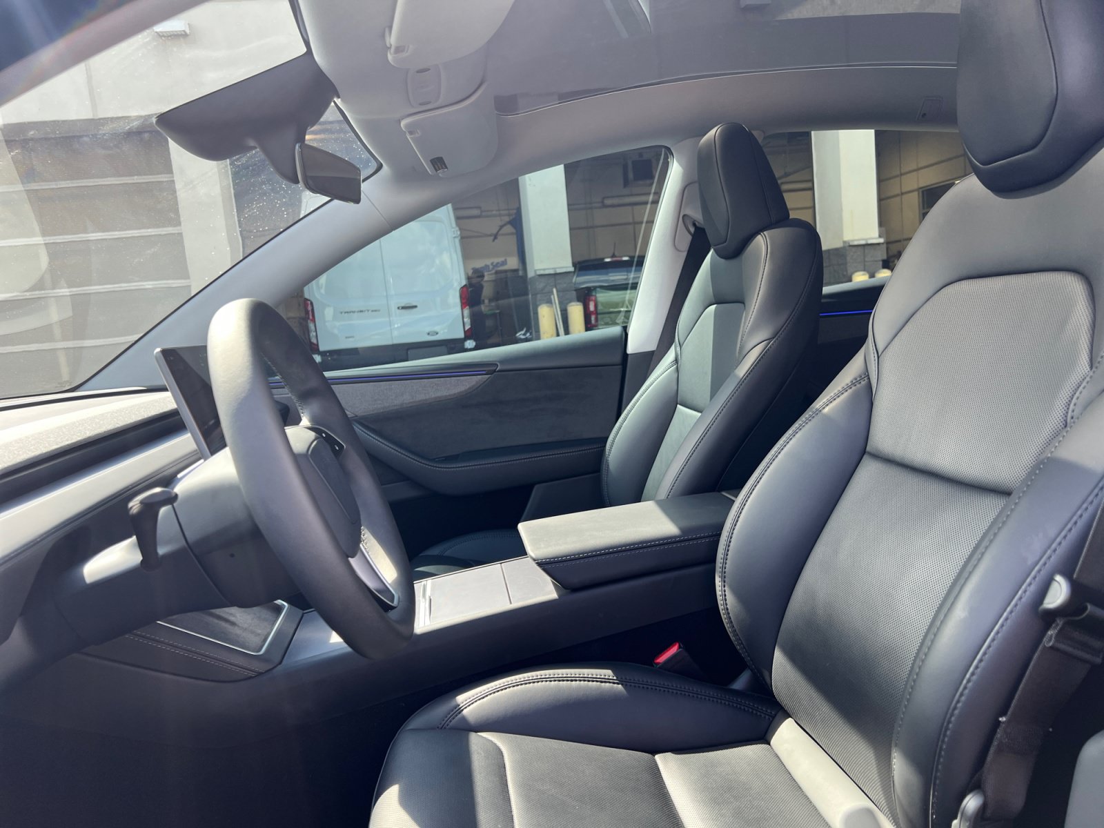 Used 2026 Tesla Model Y Long Range AWD/4WD image 19