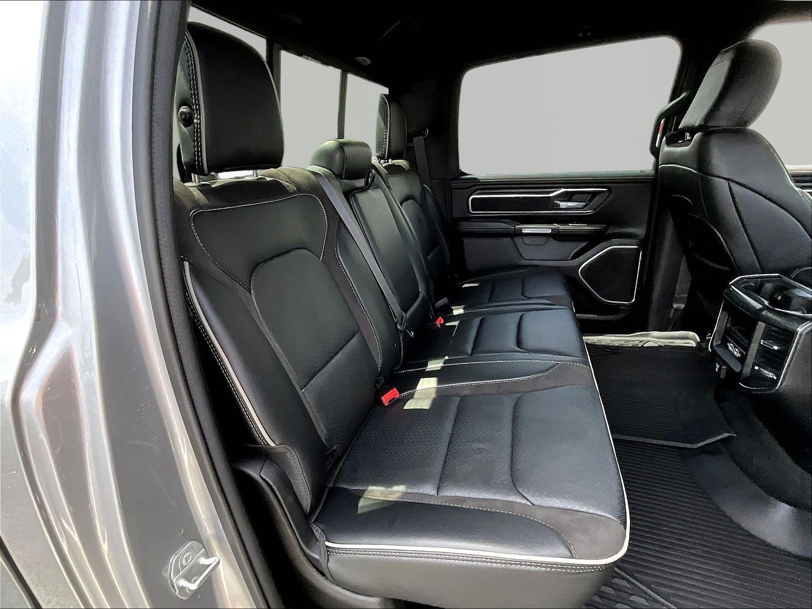 Used 2023 RAM 1500 Laramie AWD/4WD image 25