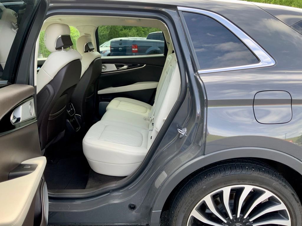 Used 2023 Lincoln Nautilus Black Label AWD/4WD image 27