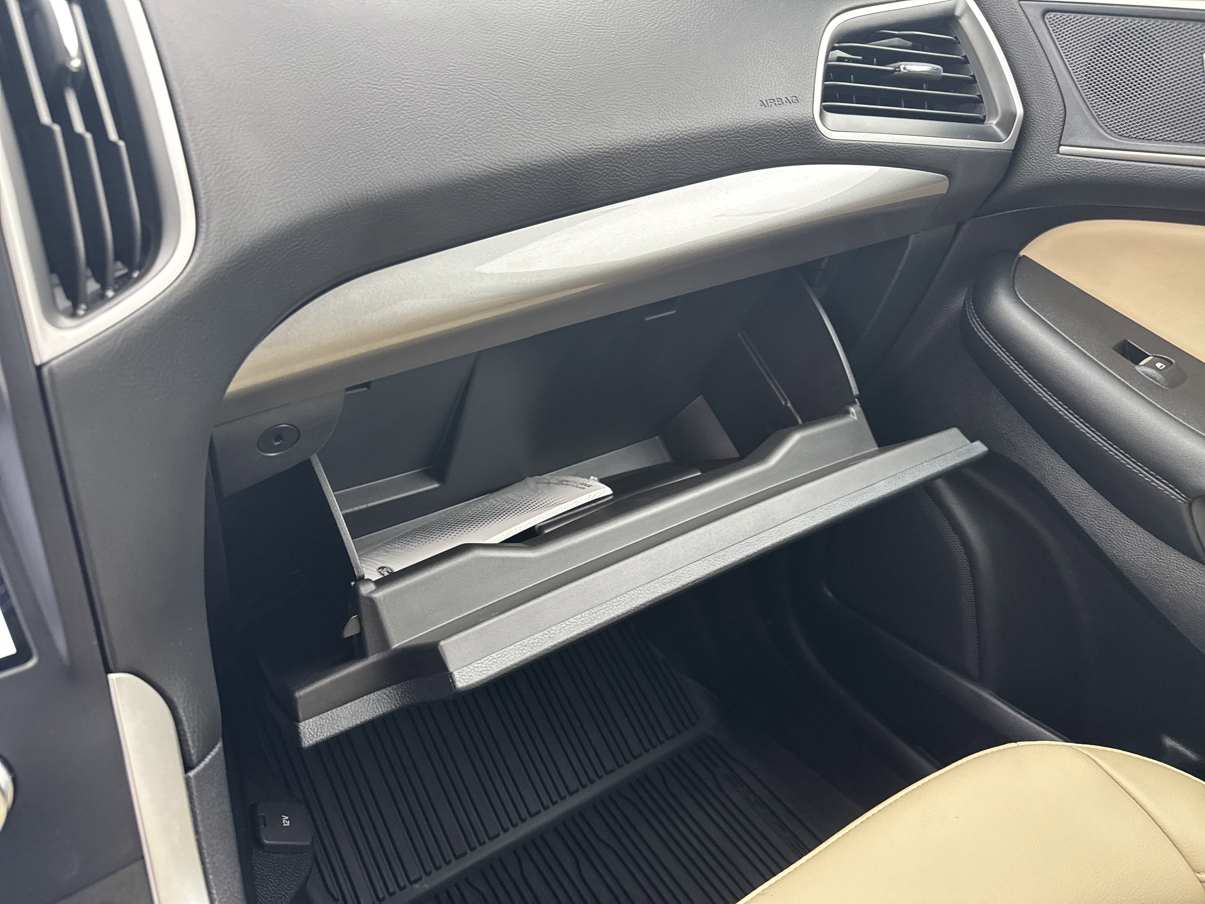 Used 2024 Ford Edge SEL w/ Convenience Package image 46