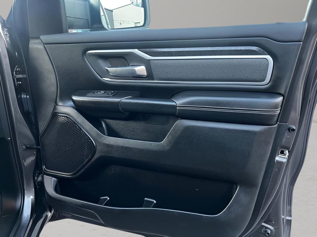 Used 2021 RAM 1500 Big Horn image 32