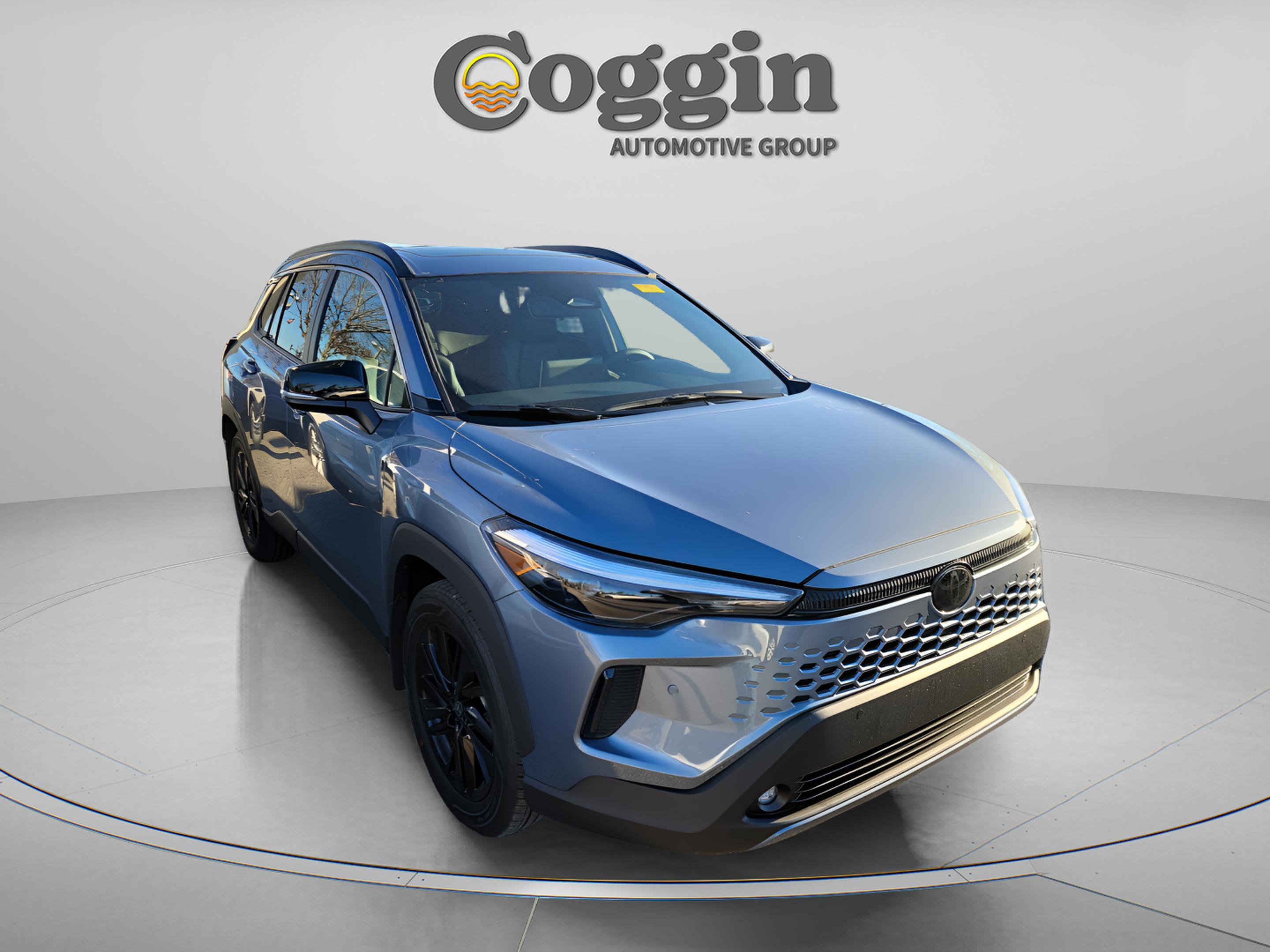 Used 2026 Toyota Corolla Cross XSE image 5