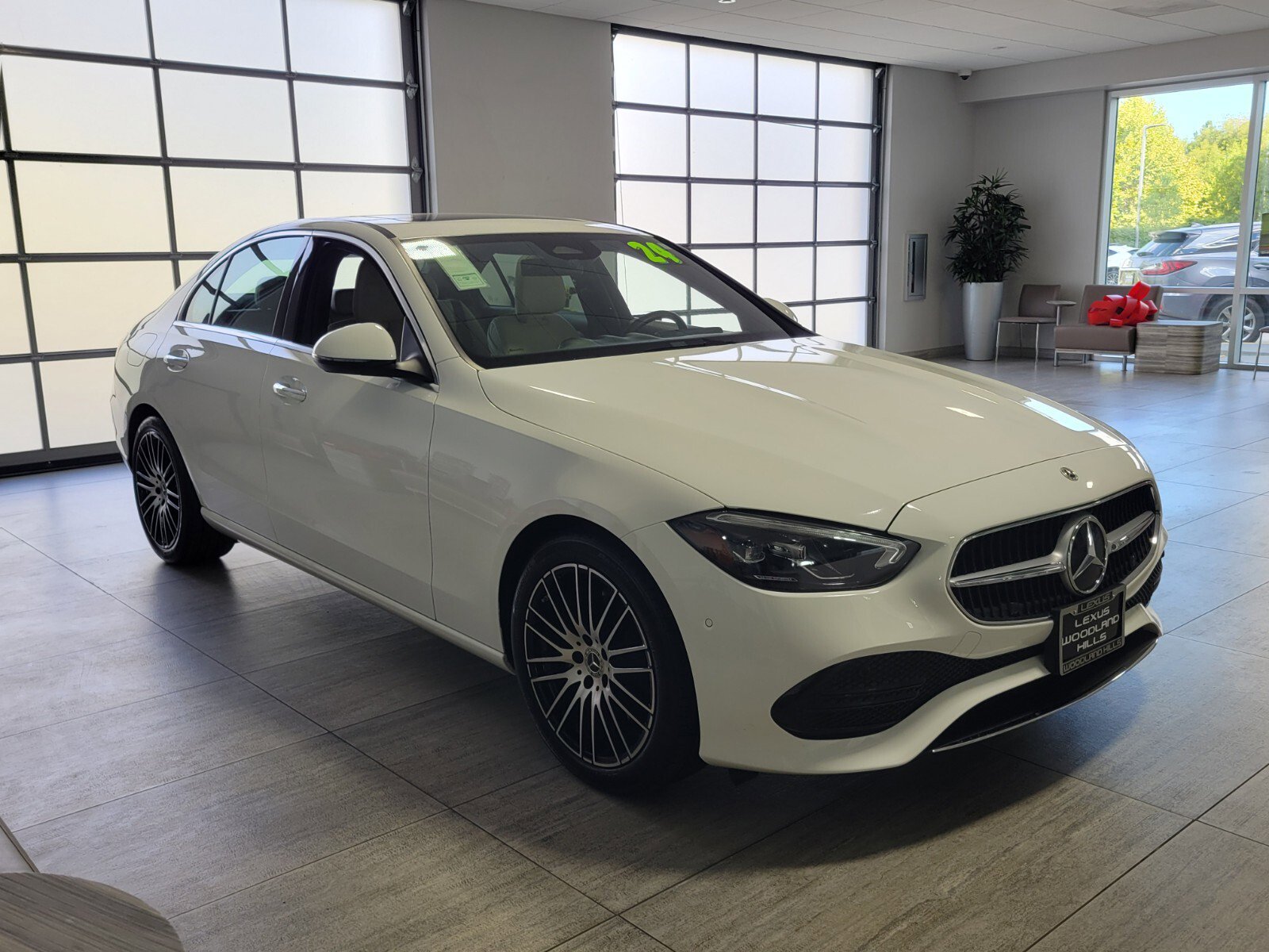 Used 2024 Mercedes-Benz C 300 4MATIC Sedan image 8