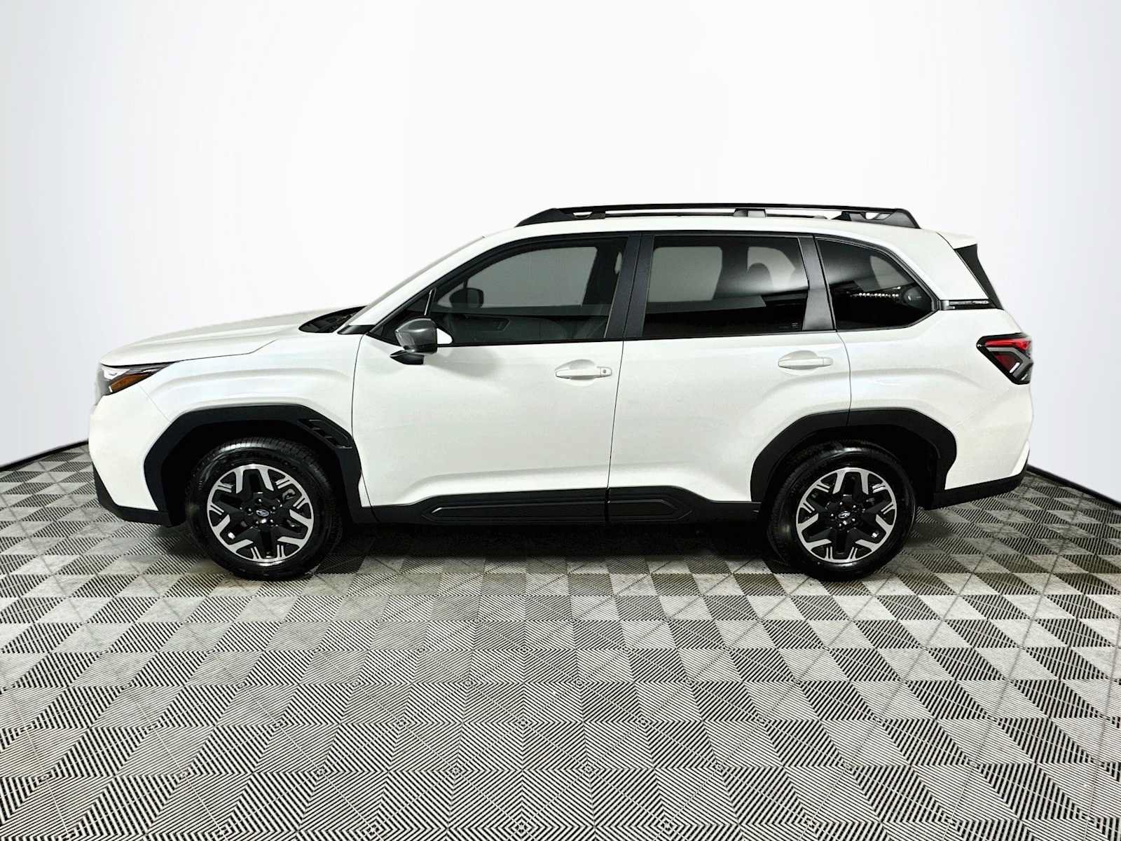 Certified 2026 Subaru Forester Premium AWD/4WD image 4