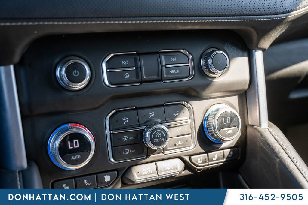 Used 2023 GMC Yukon XL SLT AWD/4WD image 11