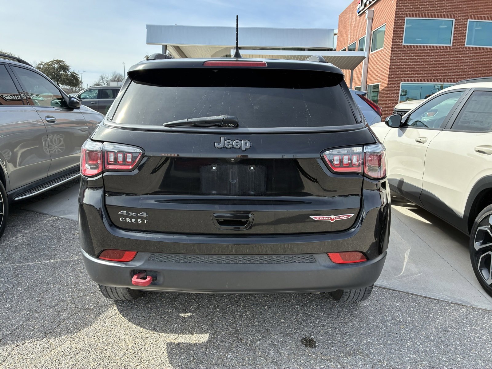 Used 2018 Jeep Compass Trailhawk image 10