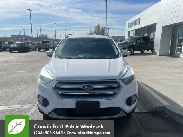 Used 2018 Ford Escape SE image 2