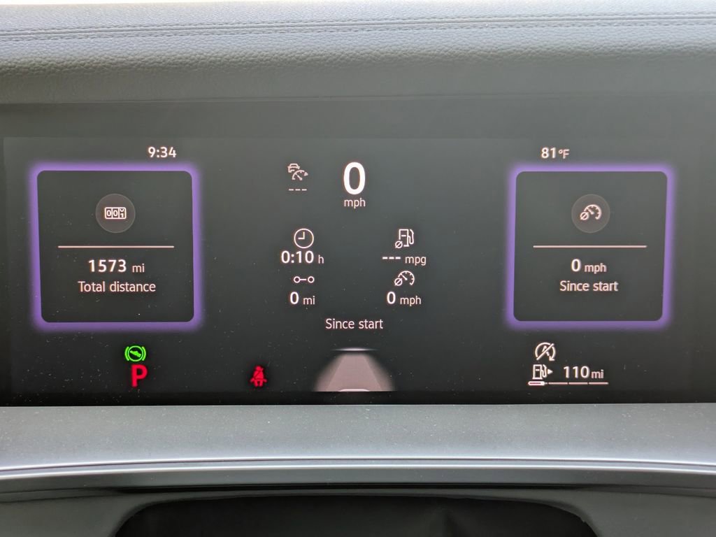 Used 2025 Volkswagen Tiguan SE image 28