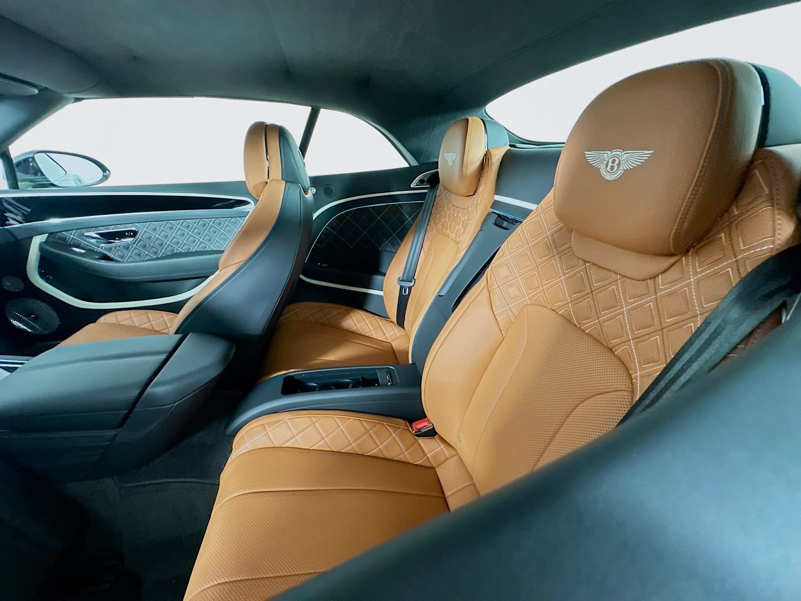 Used 2024 Bentley Continental GT Mulliner AWD/4WD image 38