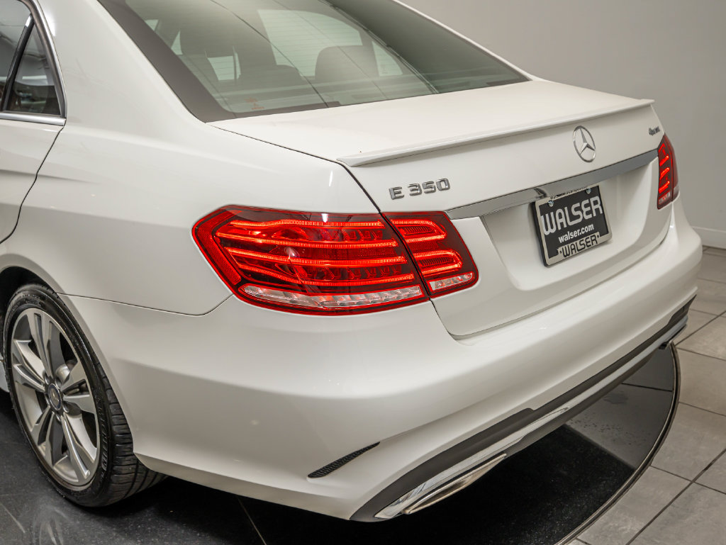 Used 2016 Mercedes-Benz E 350 4MATIC Sedan image 19