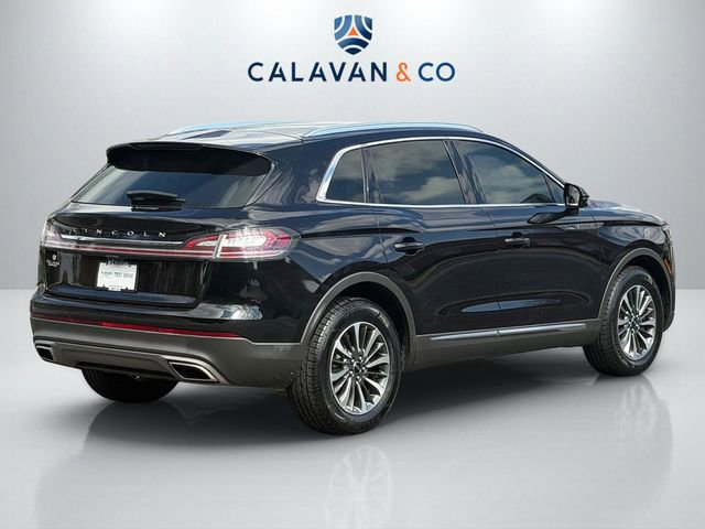 Used 2022 Lincoln Nautilus AWD w/ Premium Package image 7