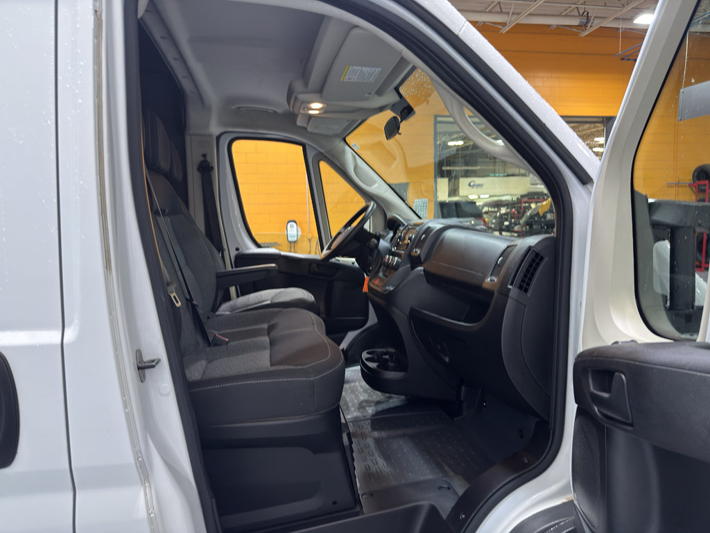Used 2017 RAM ProMaster 2500 w/ Mopar Trailer Tow Group FWD image 13