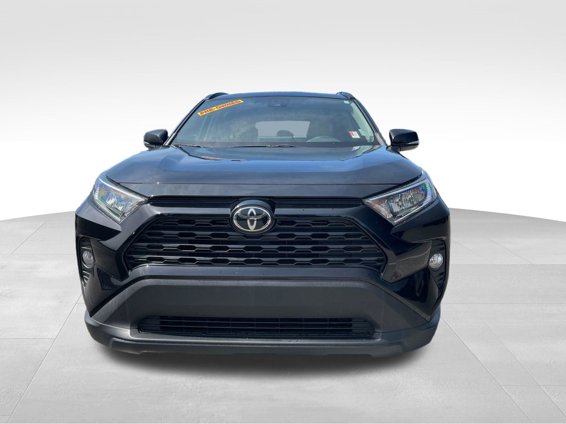 Used 2021 Toyota RAV4 XLE image 7