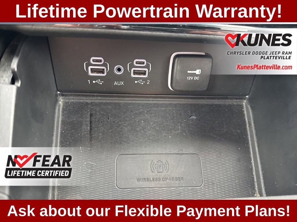 Used 2023 Jeep Grand Cherokee Altitude AWD/4WD image 21