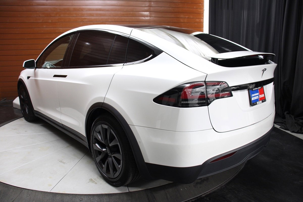 Used 2023 Tesla Model X AWD/4WD image 17