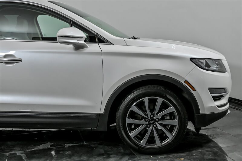 Used 2019 Lincoln MKC Reserve w/ MKC Climate Package image 12