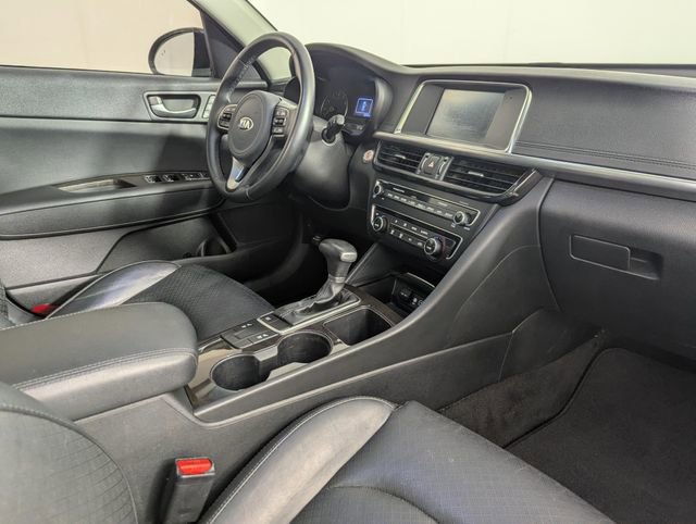 Used 2018 Kia Optima EX w/ Premium Package image 29