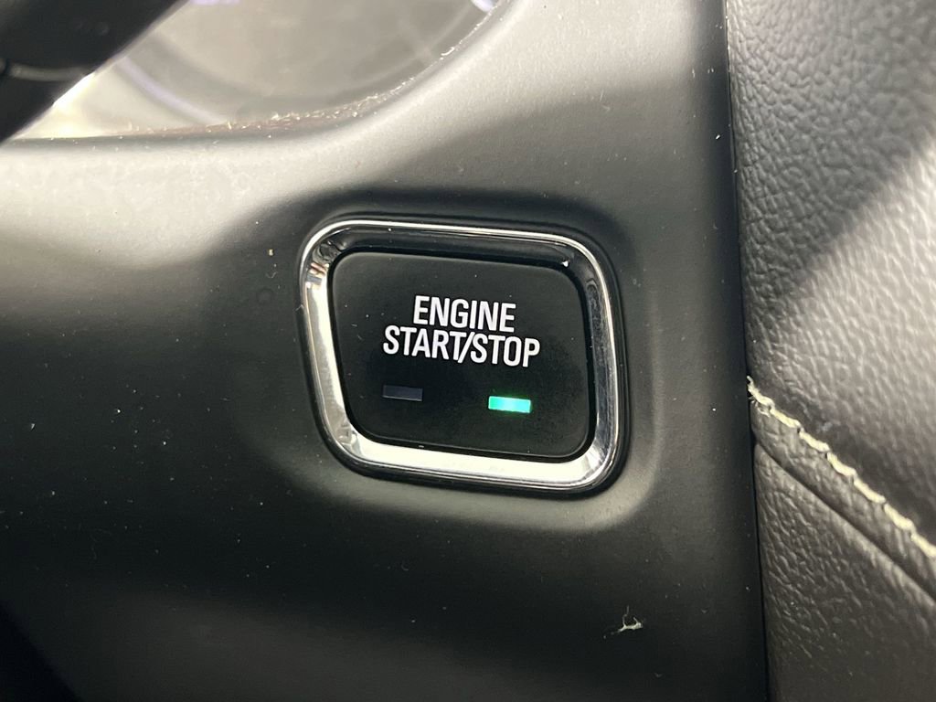 Certified 2023 GMC Acadia SLE w/ Driver Convenience Package image 17