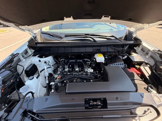 Certified 2025 Nissan Pathfinder Platinum image 11