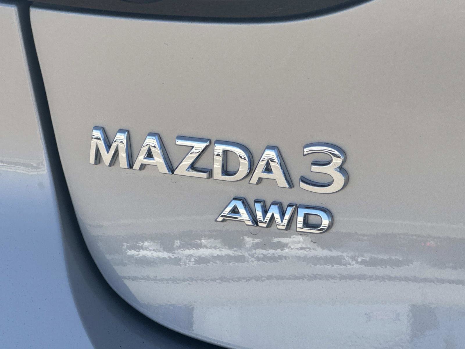 New 2026 MAZDA MAZDA3 Hatchback w/Premium Plus Pkg image 25