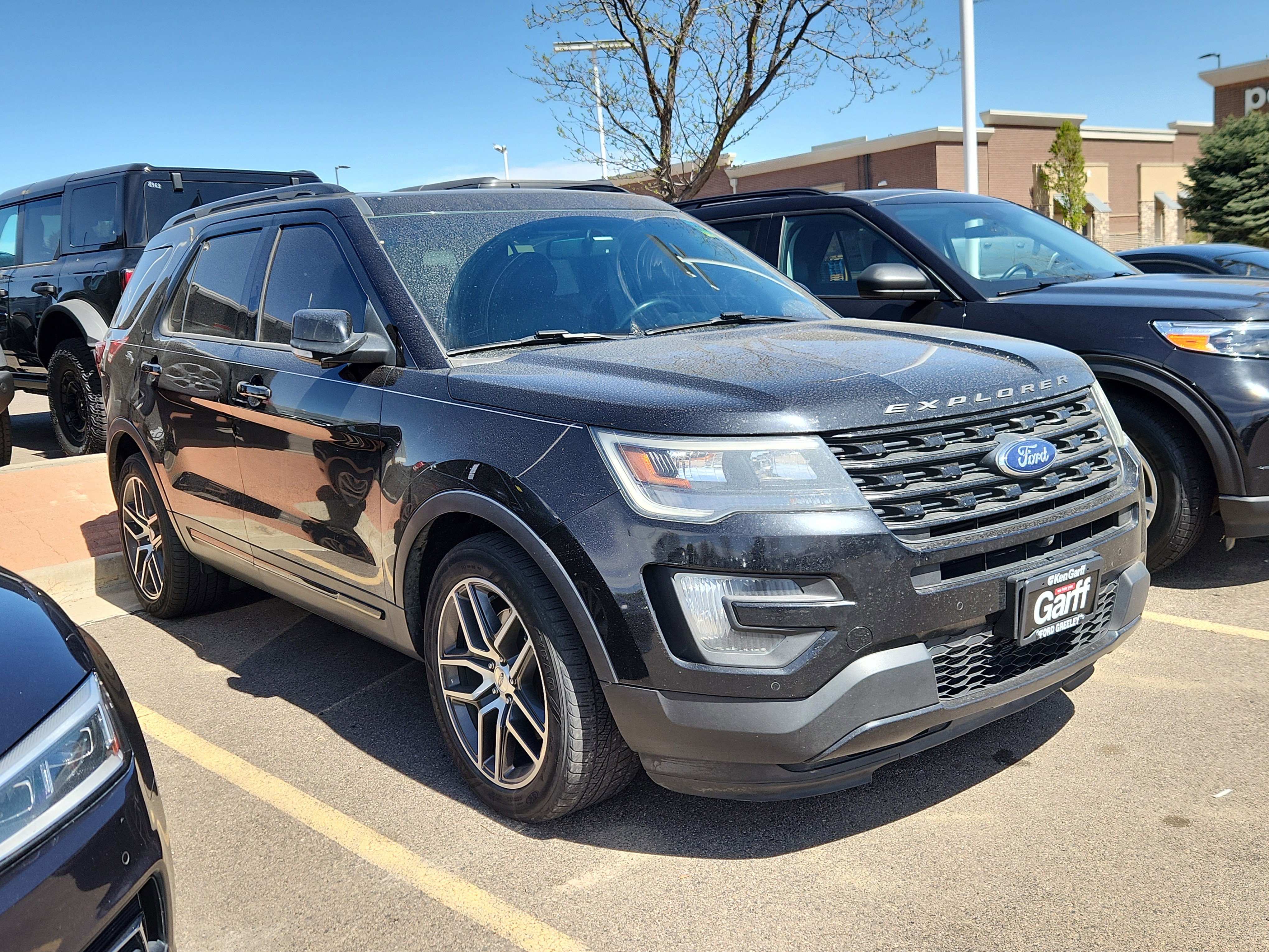 Used 2016 Ford Explorer Sport w/ Equipment Group 401A image 3