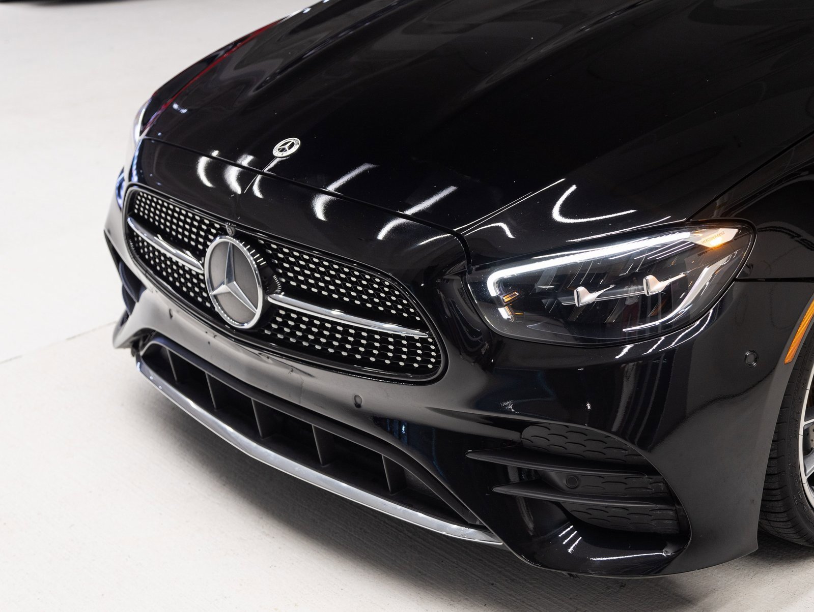 Used 2022 Mercedes-Benz E 450 Coupe image 31