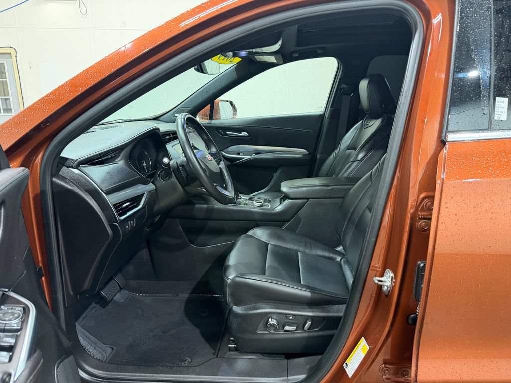 Used 2019 Cadillac XT4 Premium Luxury FWD image 21