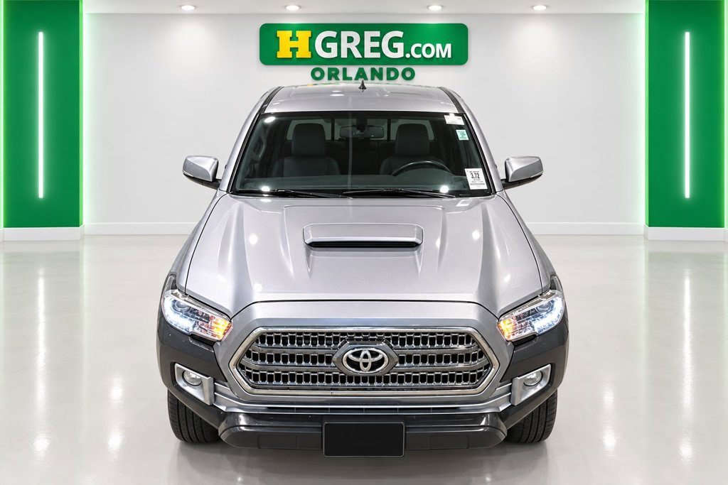 Used 2016 Toyota Tacoma TRD Sport w/ Towing Package AWD/4WD image 7