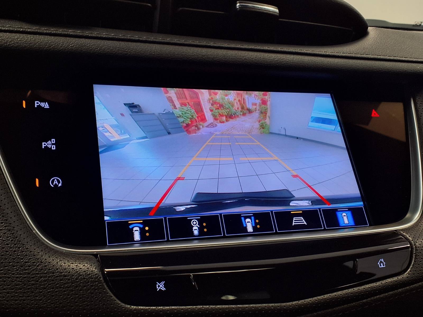 Certified 2023 Cadillac XT5 Premium Luxury w/ Technology Package AWD/4WD image 23