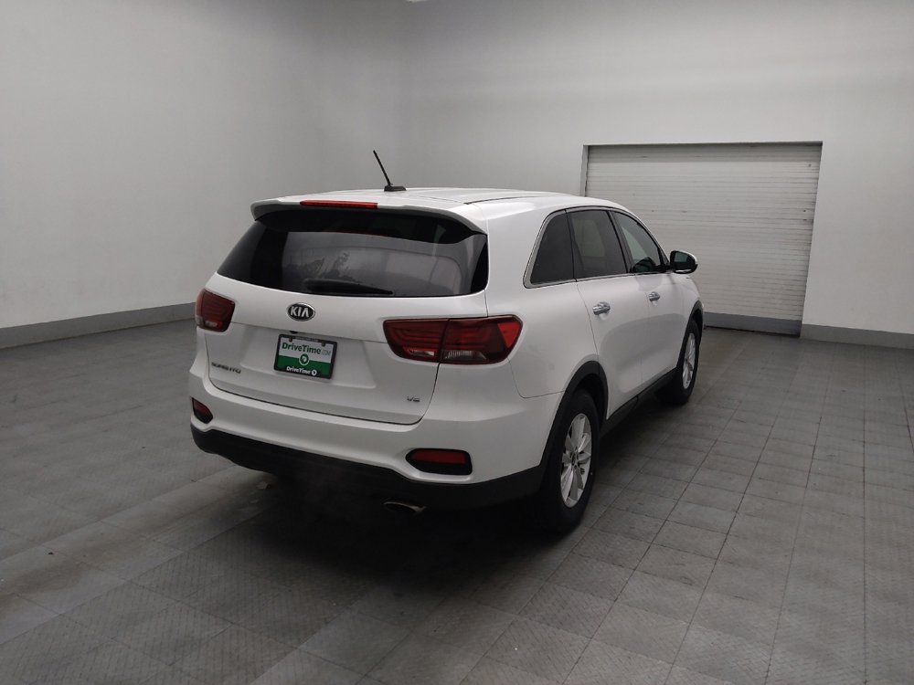 Used 2019 Kia Sorento LX image 9