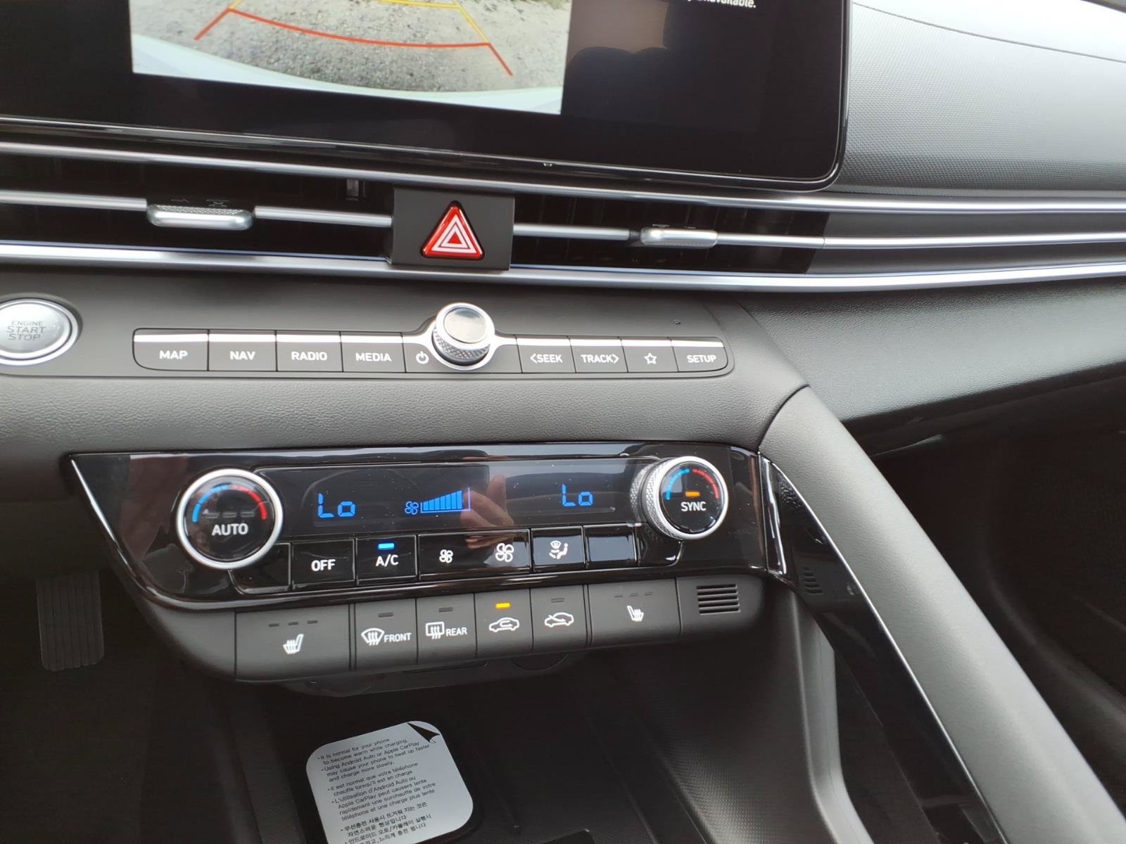 New 2026 Hyundai Elantra Limited FWD image 11