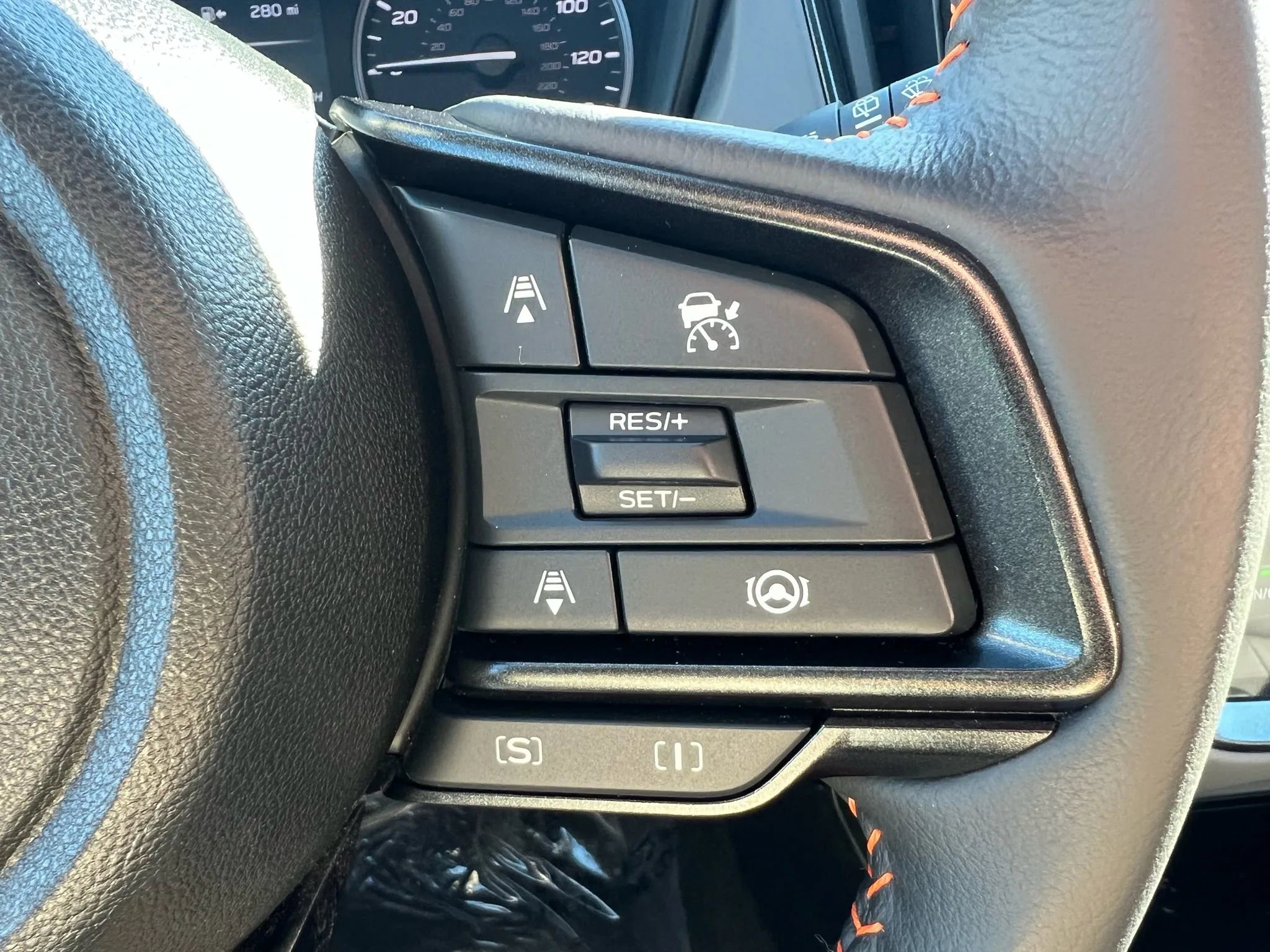 Used 2024 Subaru Crosstrek 2.5i Limited w/ Popular Package #4A image 21