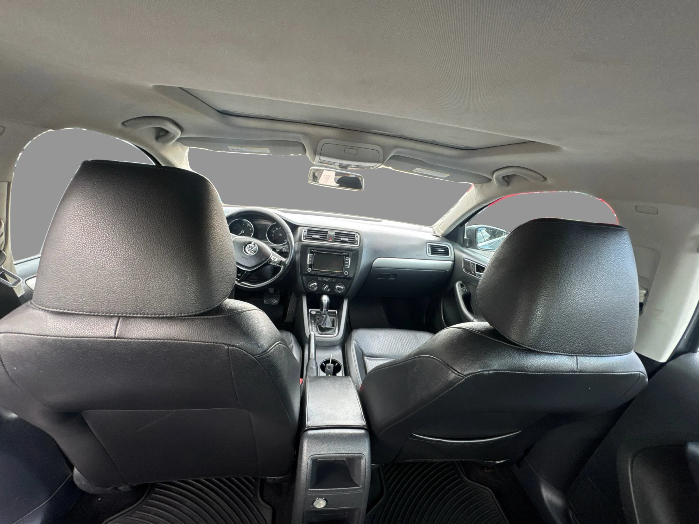 Used 2015 Volkswagen Jetta SE FWD image 28