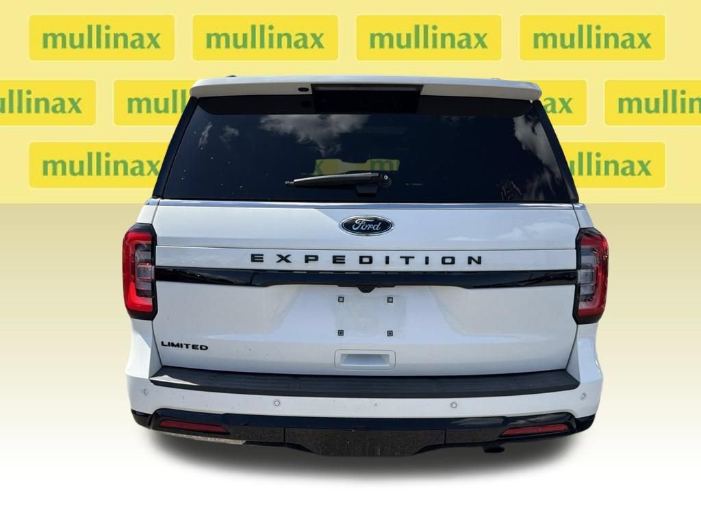 Used 2024 Ford Expedition Limited RWD image 9