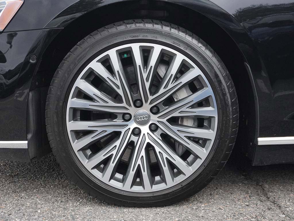 Used 2020 Audi A8 L 3.0T w/ Executive Package image 28