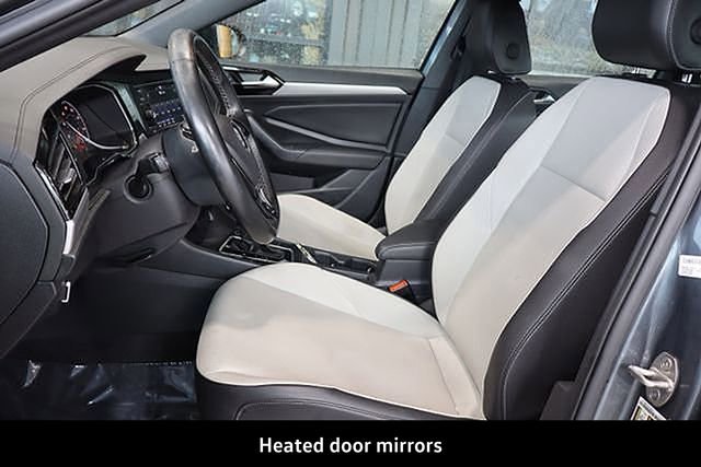Used 2021 Volkswagen Jetta R-Line w/ R-Line Cold Weather Package image 11