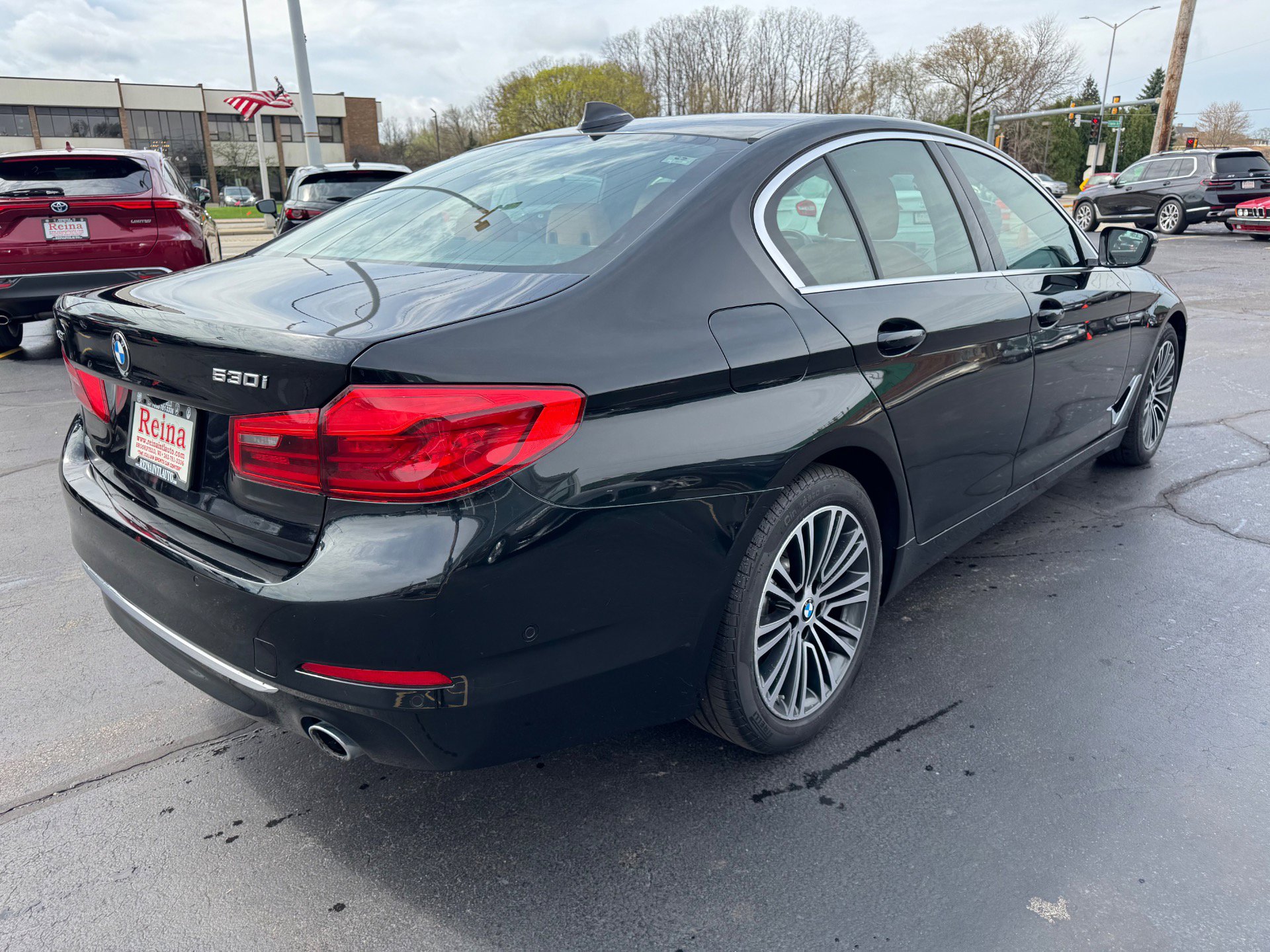 Used 2020 BMW 530i xDrive w/ Premium Package AWD/4WD image 13