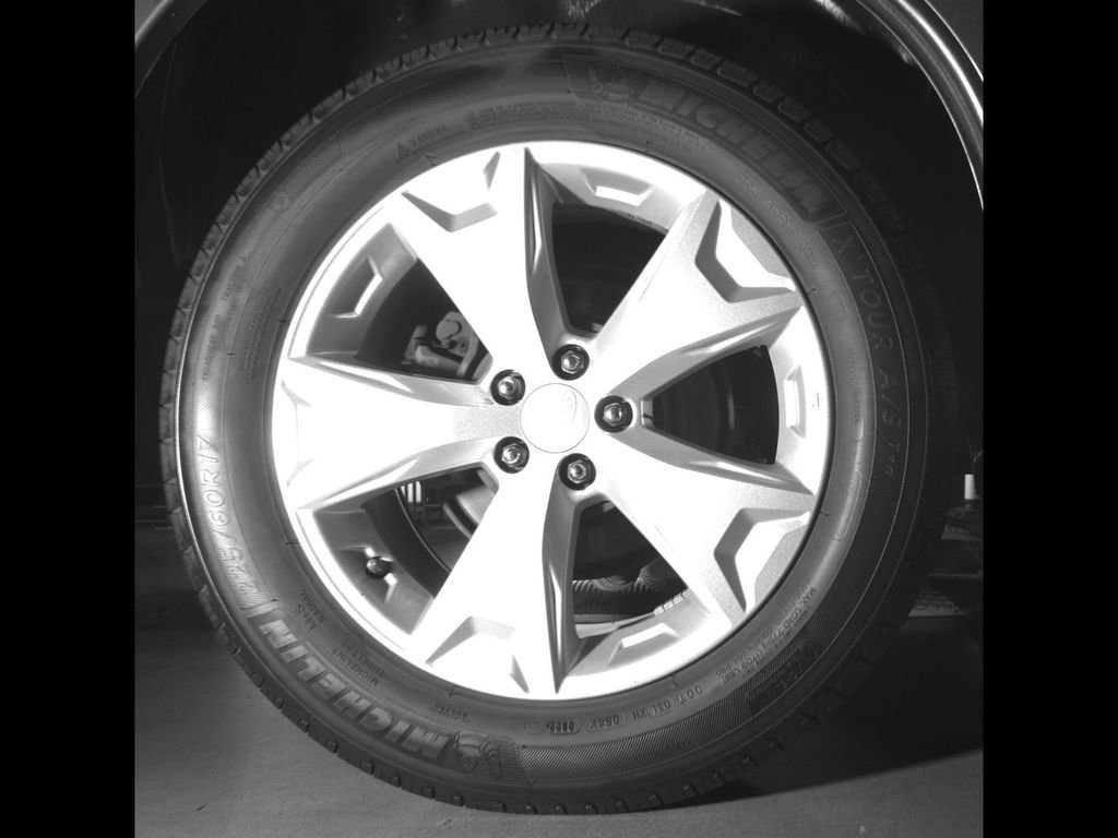 Used 2016 Subaru Forester 2.5i Premium w/ All-Weather Package AWD/4WD image 13