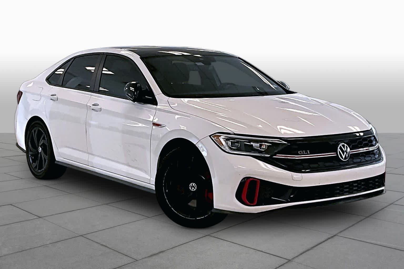 Used 2023 Volkswagen Jetta GLI Autobahn w/ GLI Black Package FWD image 2