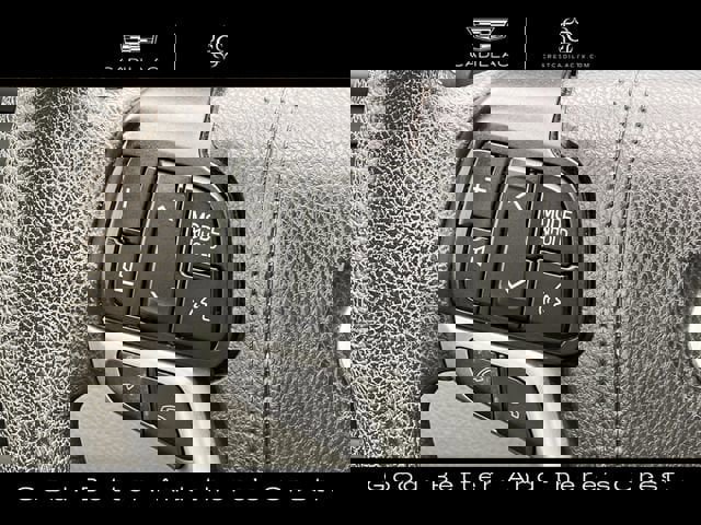 Used 2019 Toyota Highlander LE FWD image 12