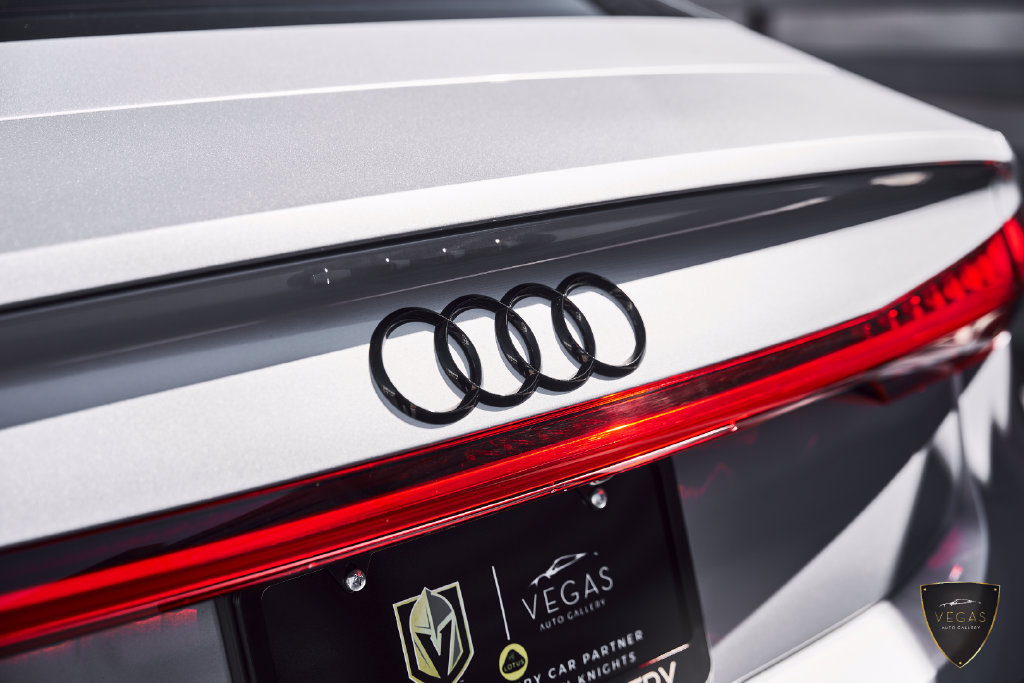Used 2025 Audi RS 7 Performance AWD/4WD image 8