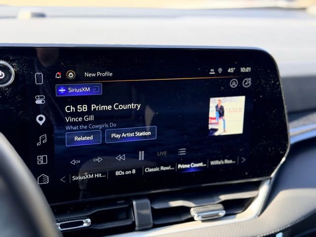 Certified 2025 Chevrolet Equinox LT w/ Safety and Technology Package FWD image 13