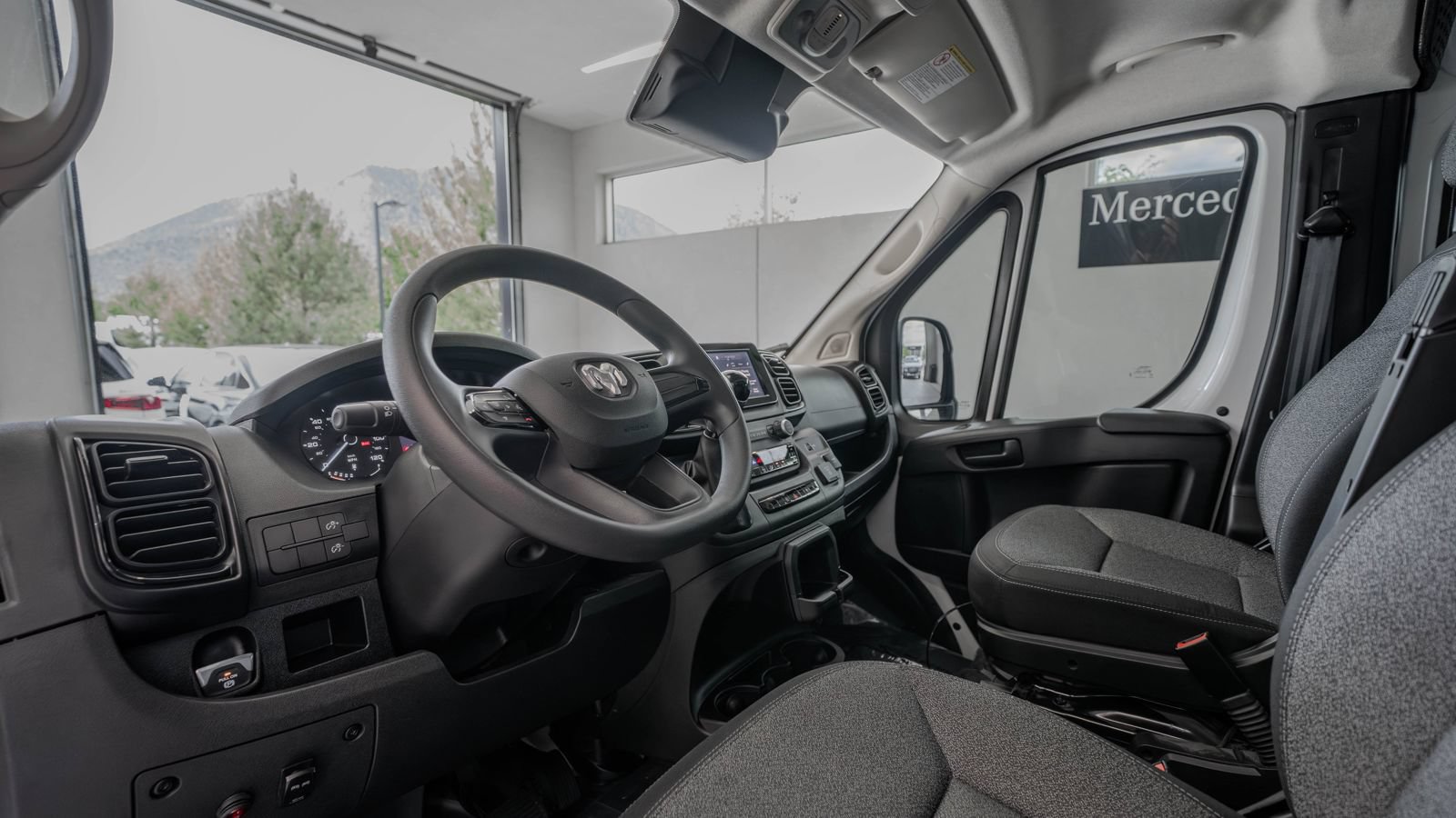 Used 2024 RAM ProMaster 3500 w/ Power Group FWD image 6