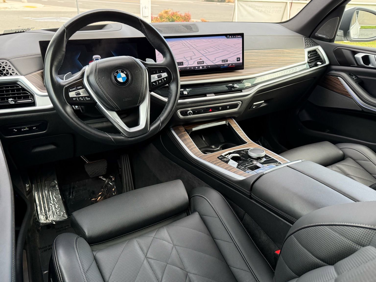 Certified 2025 BMW X5 sDrive40i w/ Premium Package image 33