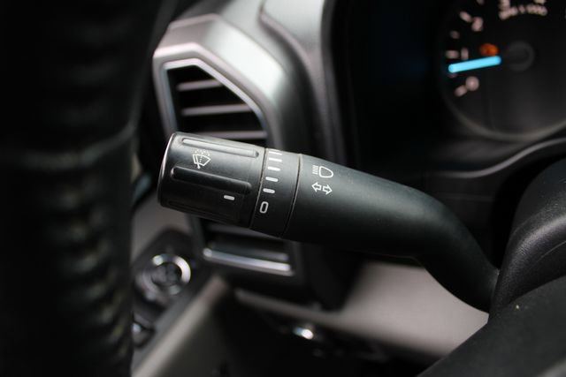 Used 2018 Ford F150 XLT w/ Equipment Group 302A Luxury image 6