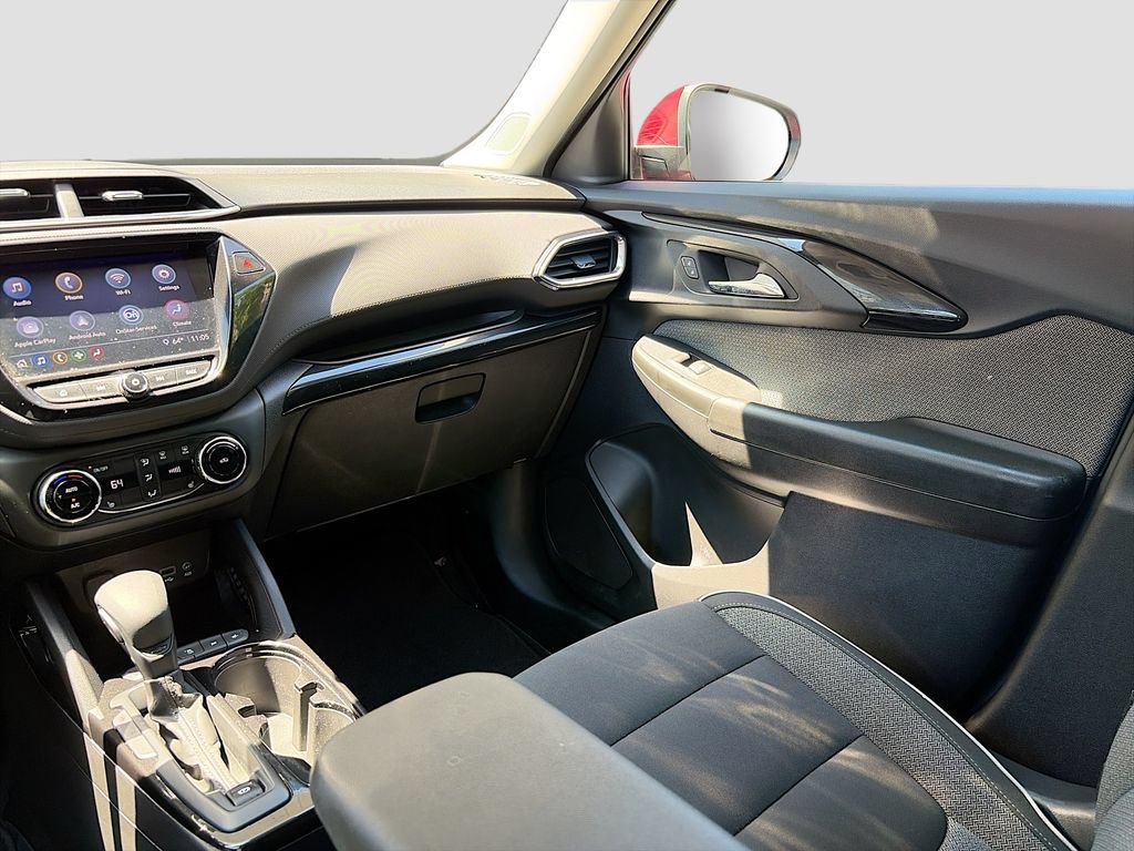 Used 2021 Chevrolet TrailBlazer LT w/ Convenience Package FWD image 24