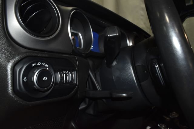 Used 2022 Jeep Wrangler Willys image 23