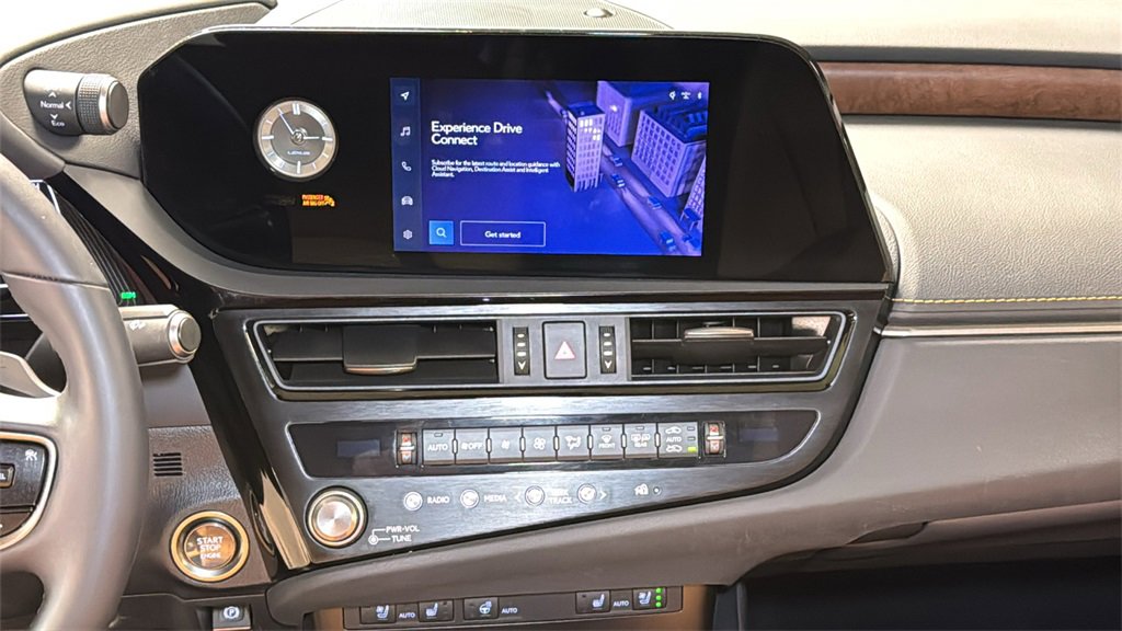 Used 2024 Lexus ES 350 w/ Premium Package image 17