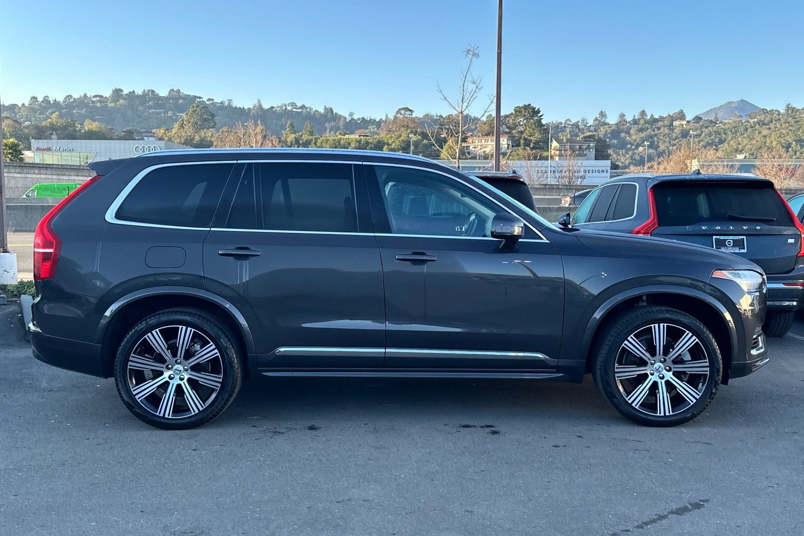 Used 2025 Volvo XC90 T8 Core w/ Protection Package Premier image 8